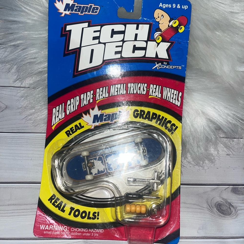 Maple Tech Deck Fingerboard with Real Graphics